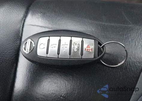 2018 Nissan Pathfinder Platinum z USA, uszkodzony, nr VIN 5N1DR2MM5JC607491